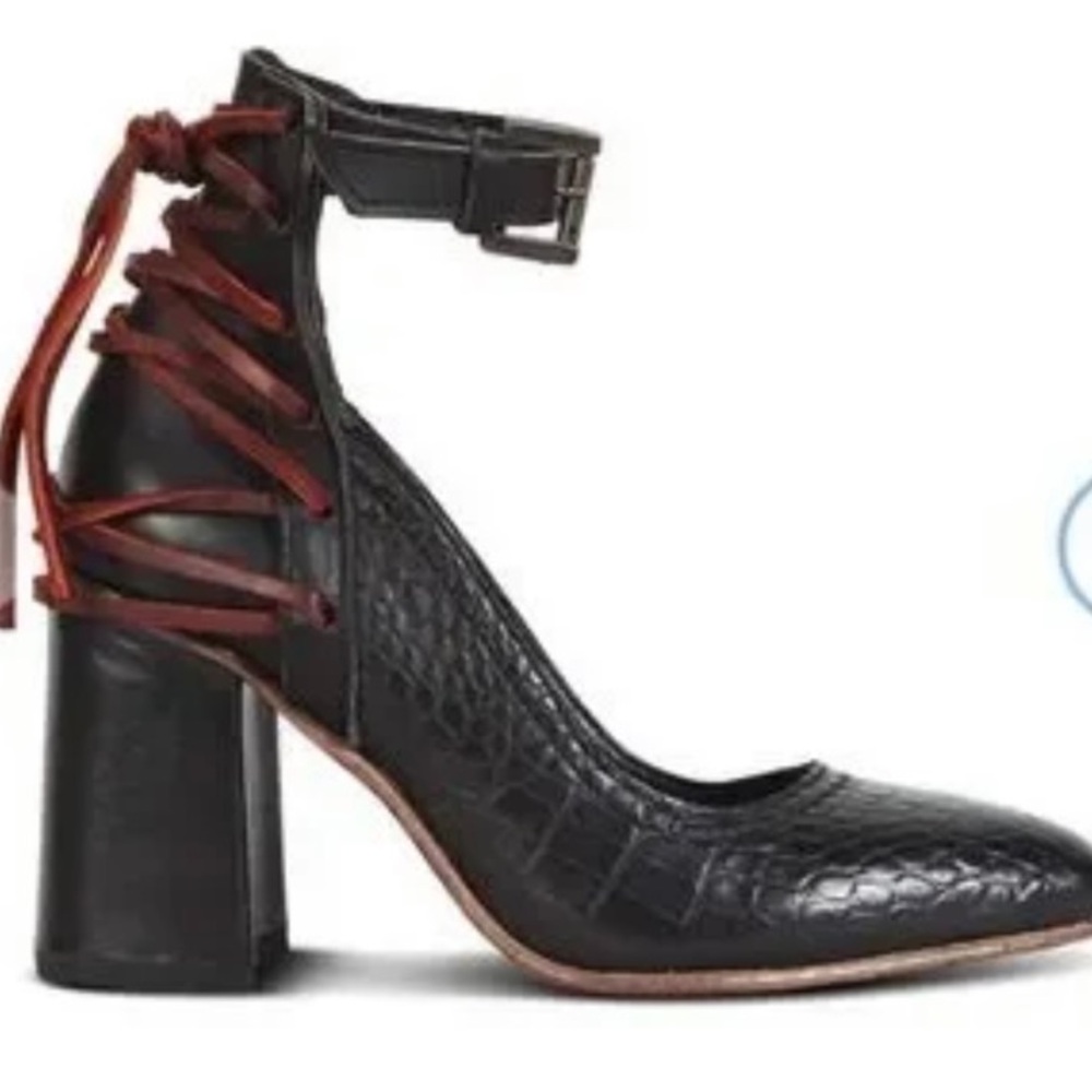 Jillian Cocodrile Freebird by Steven sold out. Wored a couple of times.